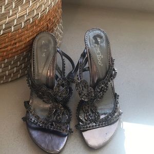 🌹Adorable little high heel sandals